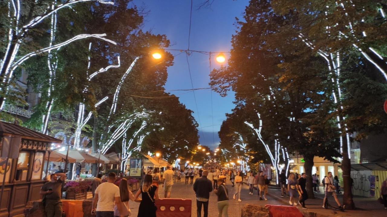 Квартира На Дерибасовcкой Odesa Exterior foto